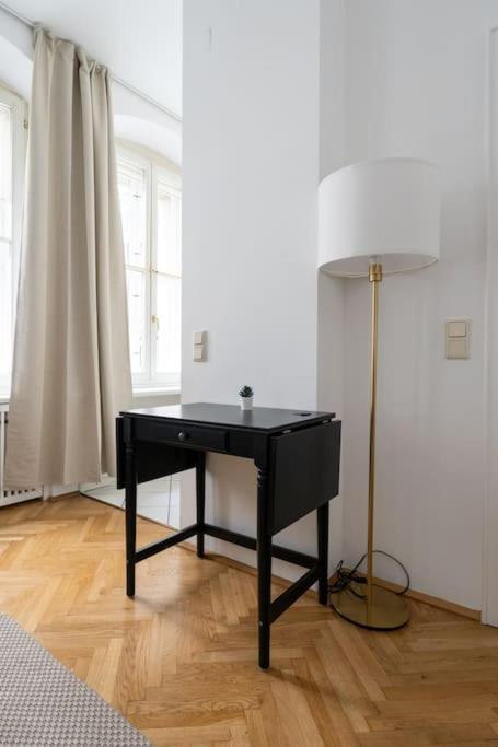 Historic Heart Apartment Wina Bagian luar foto